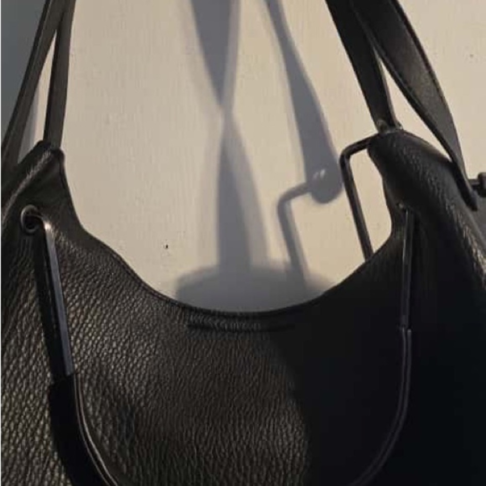 Sondra Roberts Black Leather Tote Bag - Picture 8 of 16